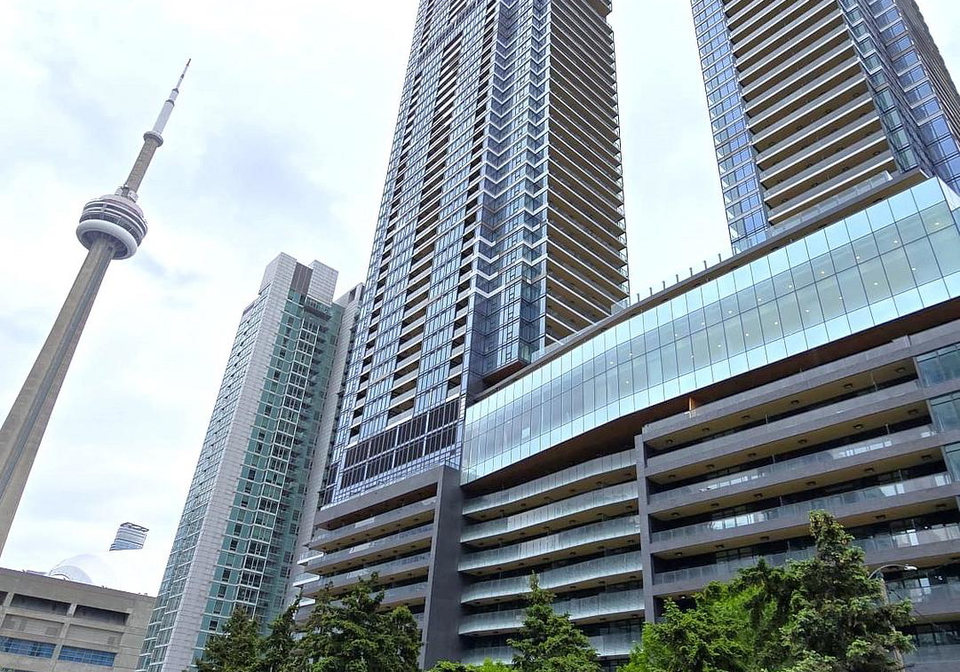 3-concord-cityplace-way-toronto-ontario-c13459236