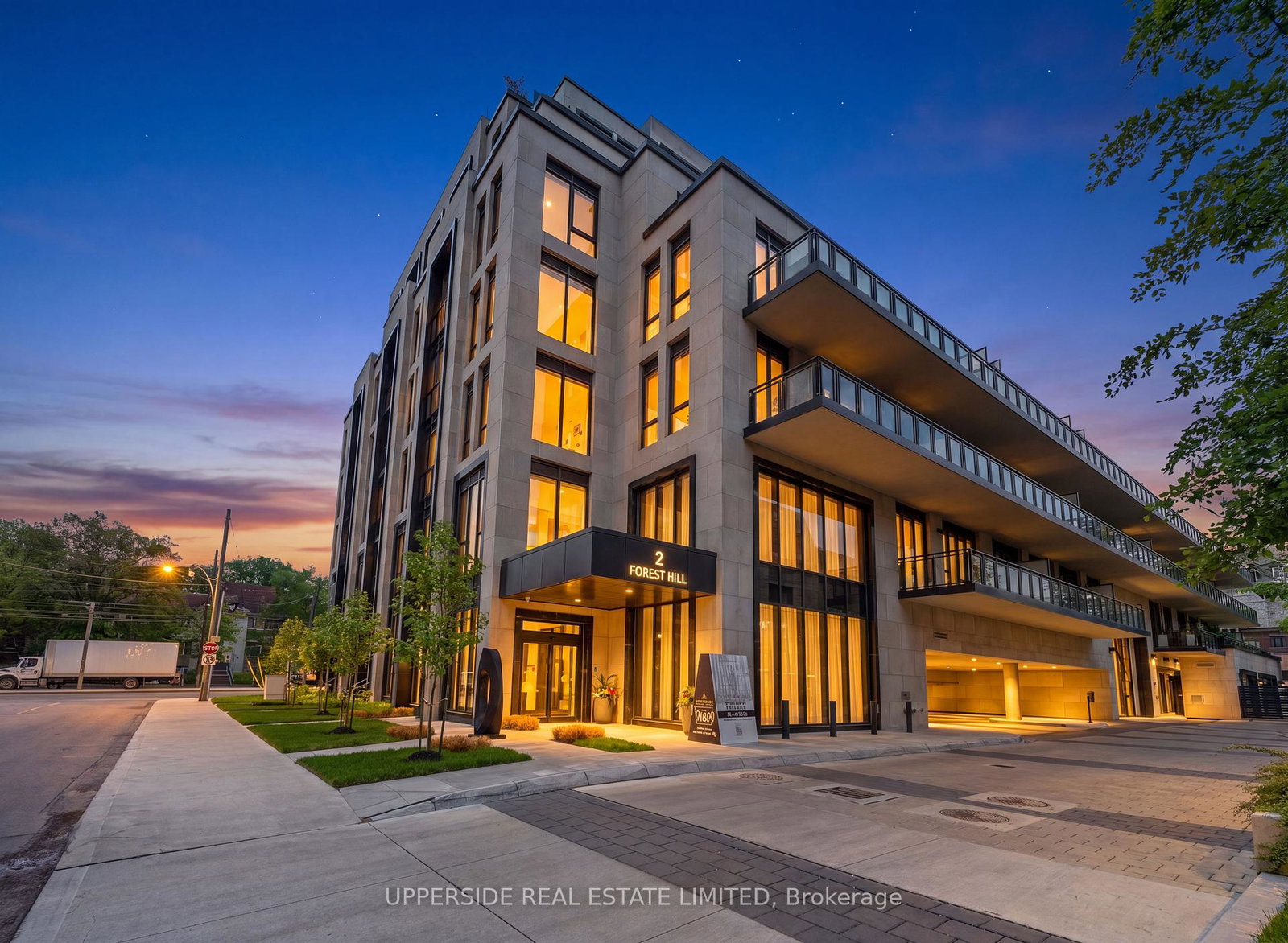 2-forest-hill-road-toronto-ontario-c13459244