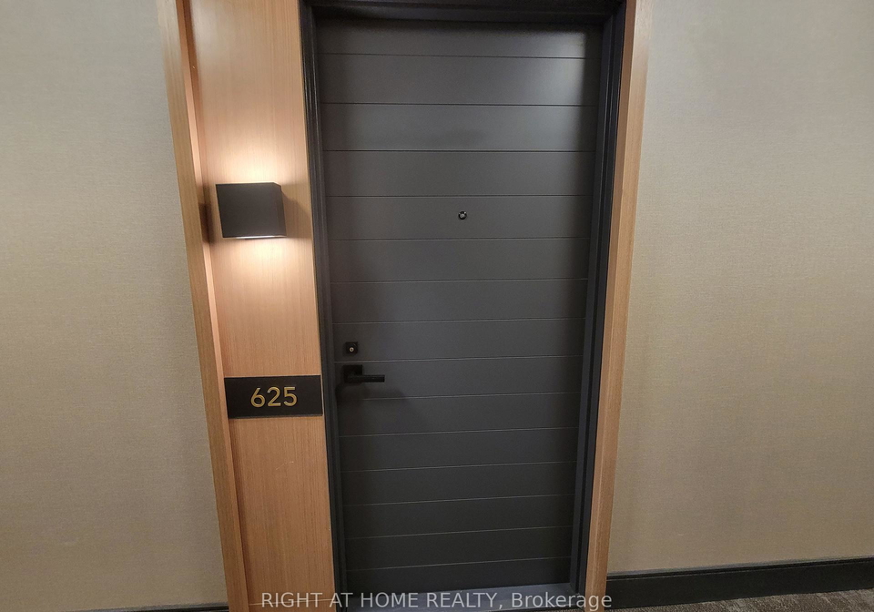 25-adra-grado-way-north-york-ontario-c13459358