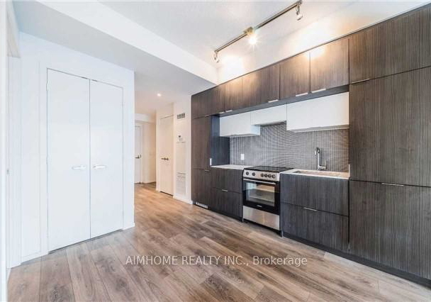 159-dundas-street-e-toronto-ontario-c13459438
