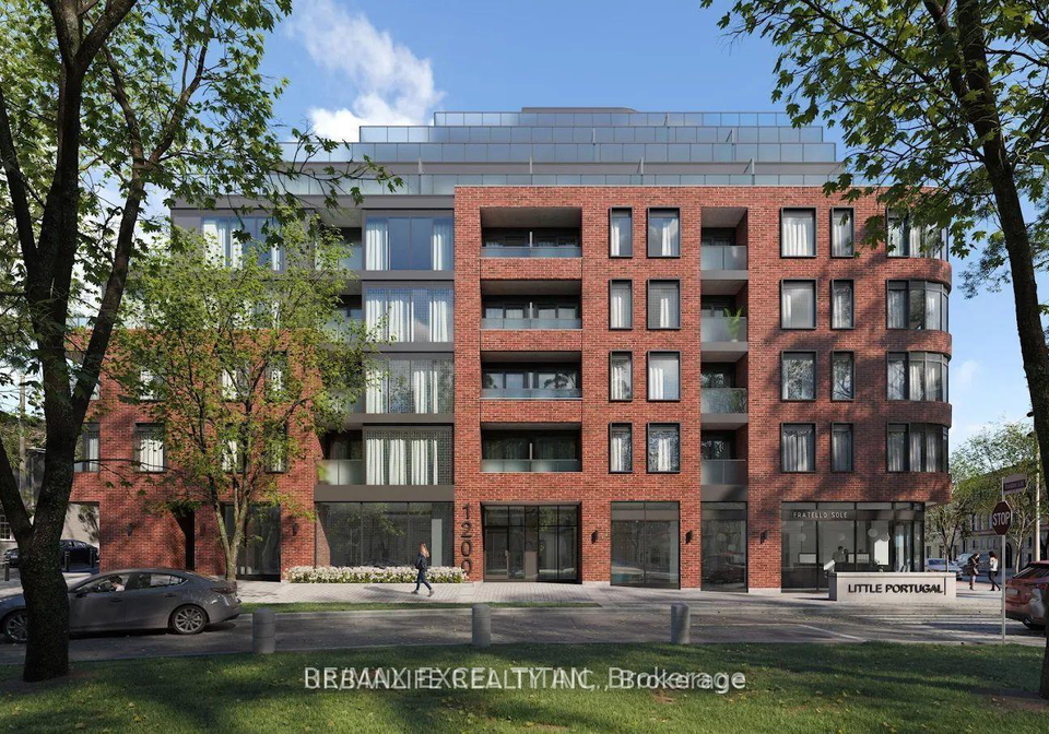 5-lakeview-avenue-toronto-ontario-c13459450
