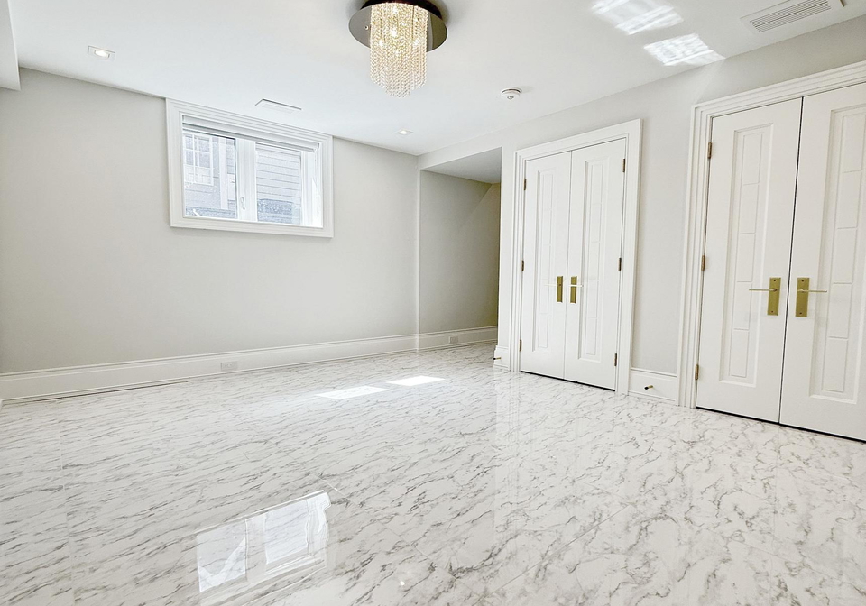 172-maplehurst-avenue-north-york-ontario-c13459474