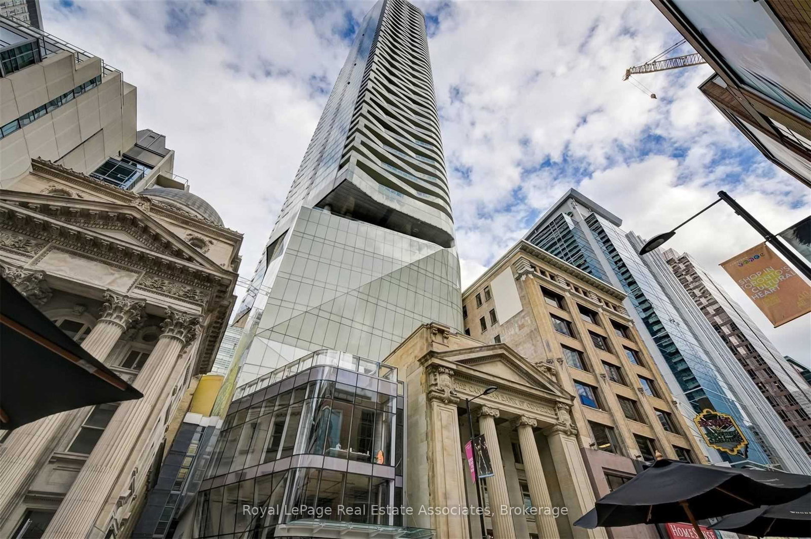 197-yonge-street-toronto-ontario-c13459498