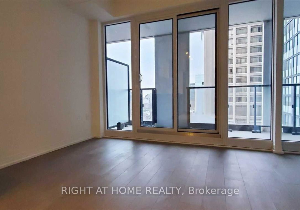 251-jarvis-street-toronto-ontario-c13459606