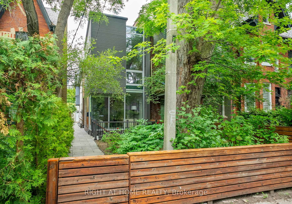 281-brunswick-avenue-toronto-ontario-c13459842