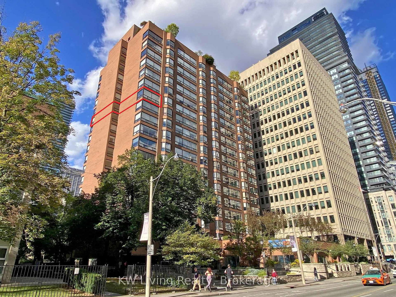 62-wellesley-street-w-toronto-ontario-c13460592