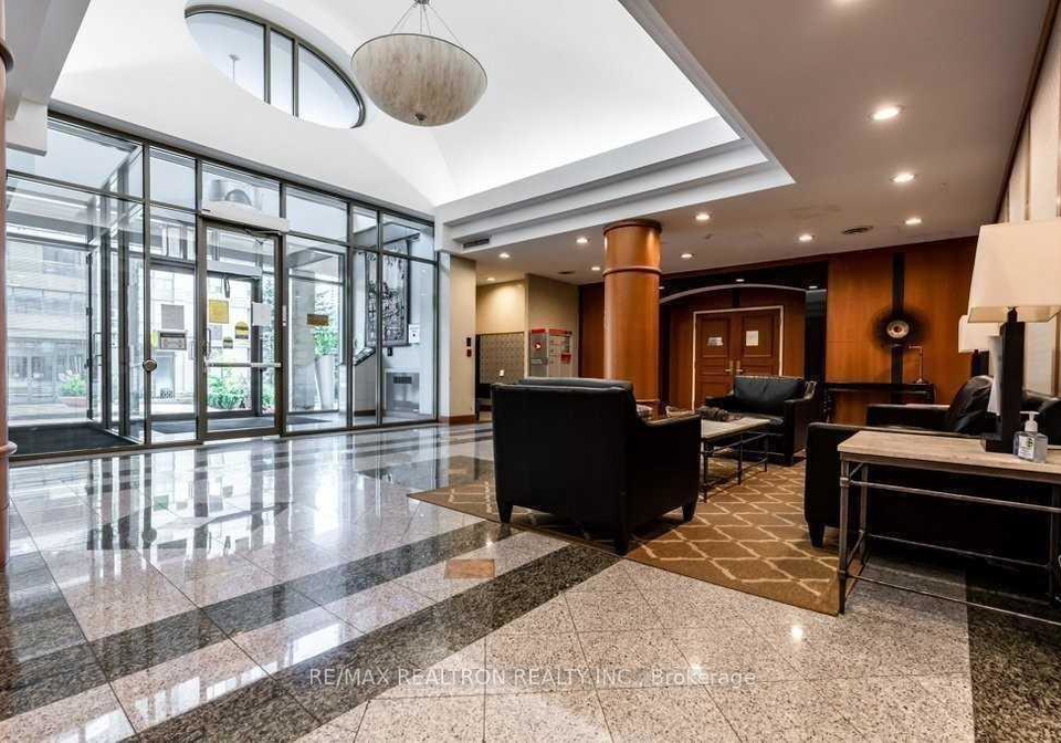 260-doris-avenue-north-york-ontario-c13460604