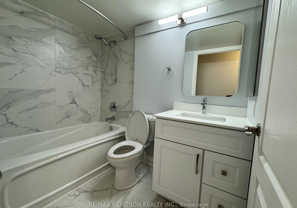 21-hillcrest-avenue-north-york-ontario-c13460838