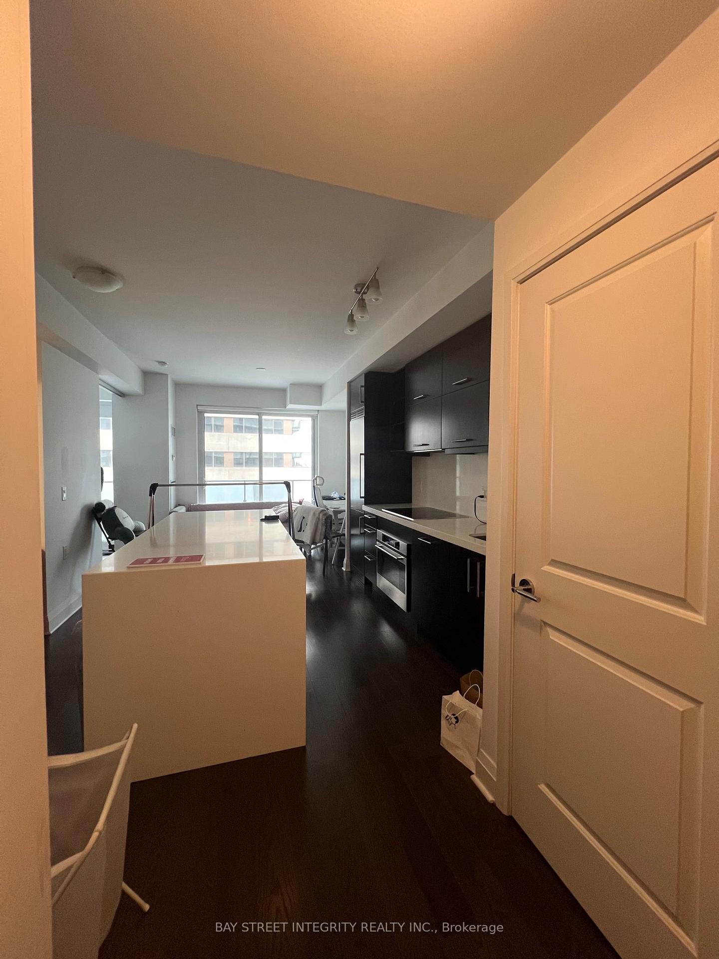 1080-bay-street-toronto-ontario-c13460860