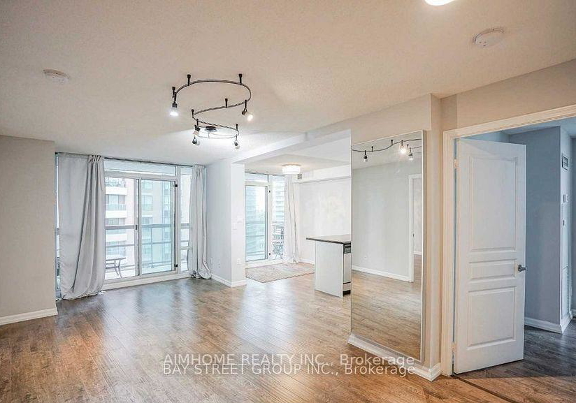 509-beecroft-road-toronto-ontario-c13460920