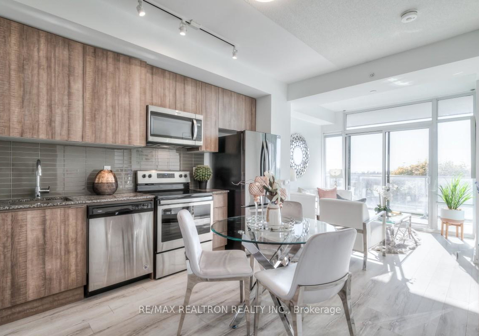 621-sheppard-avenue-e-north-york-ontario-c13460924