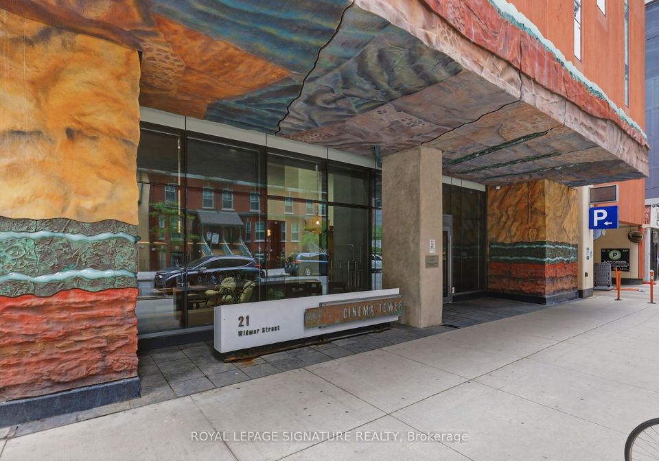 21-widmer-street-toronto-ontario-c13461054