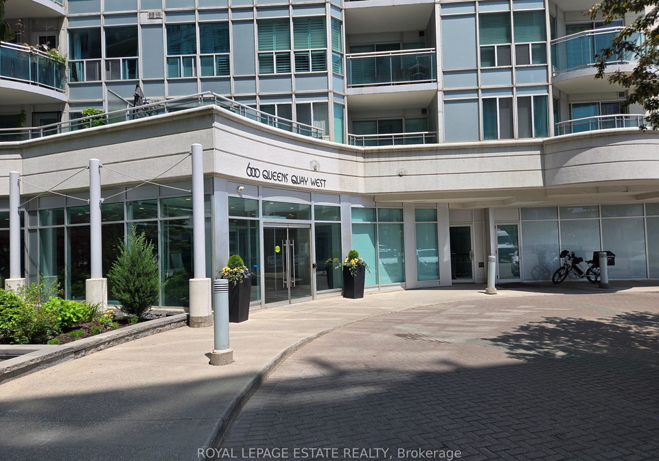 600-queens-quay-w-toronto-ontario-c13461214