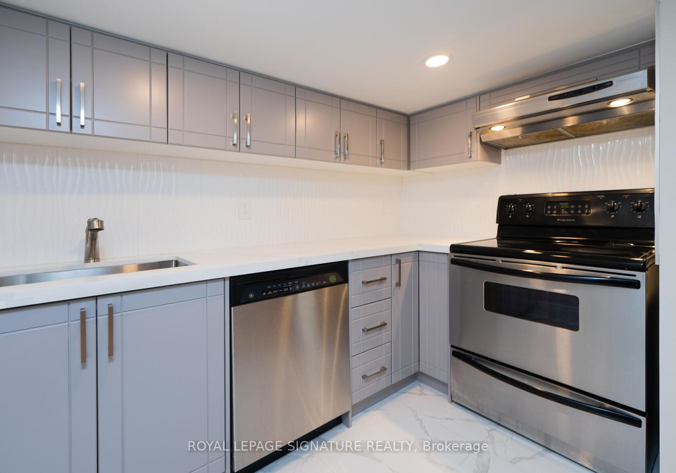 263-hounslow-avenue-toronto-ontario-c13461272