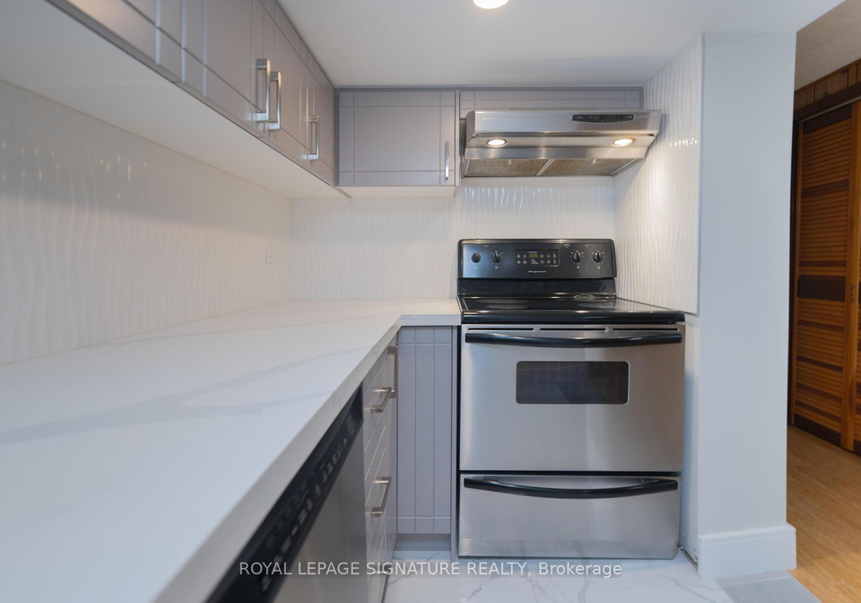 263-hounslow-avenue-toronto-ontario-c13461272