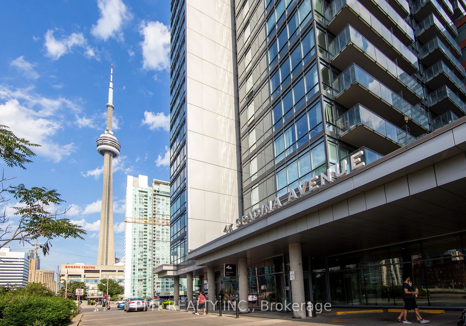 4k-spadina-avenue-toronto-ontario-c13461318