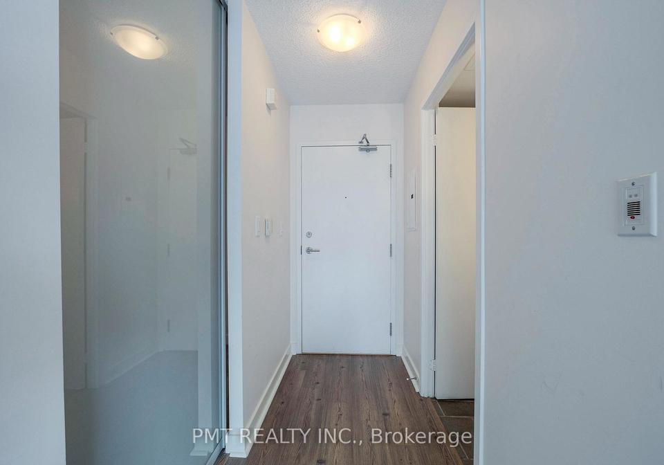 4k-spadina-avenue-toronto-ontario-c13461318