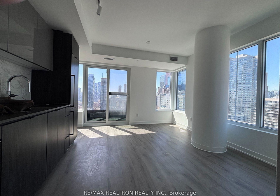 252-church-street-toronto-ontario-c13461418