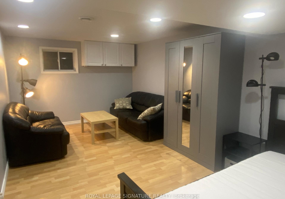 72-whitehorn-crescent-north-york-ontario-c13462156