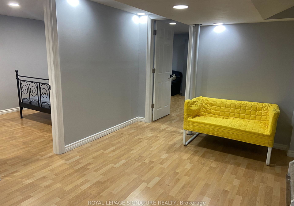 72-whitehorn-crescent-north-york-ontario-c13462156