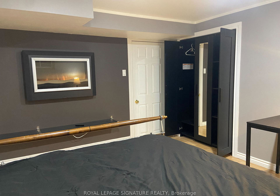 72-whitehorn-crescent-north-york-ontario-c13462160