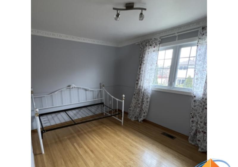 72-whitehorn-crescent-north-york-ontario-c13462188