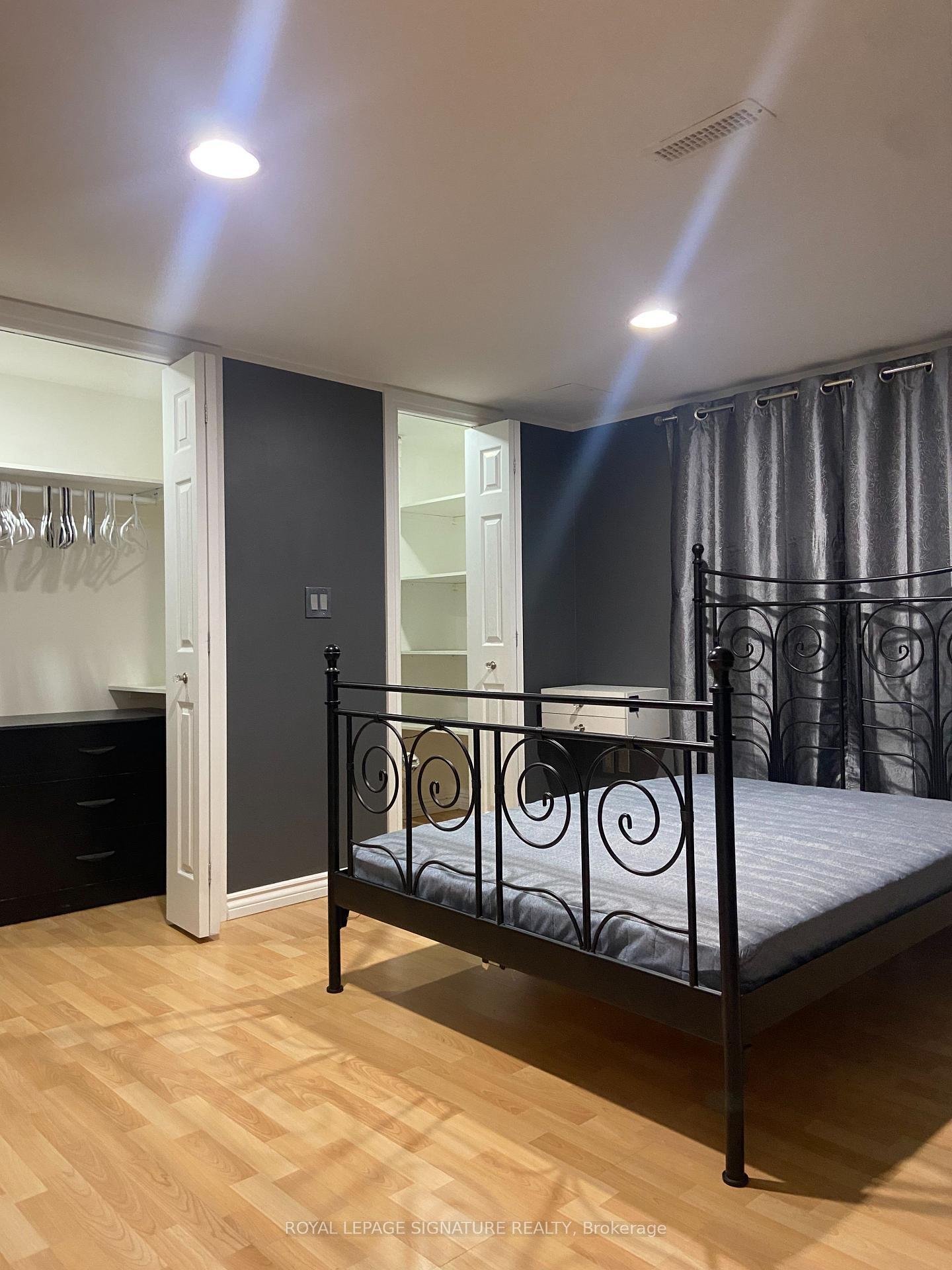 72-whitehorn-crescent-north-york-ontario-c13462204