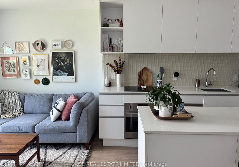 377-madison-avenue-toronto-ontario-c13462420