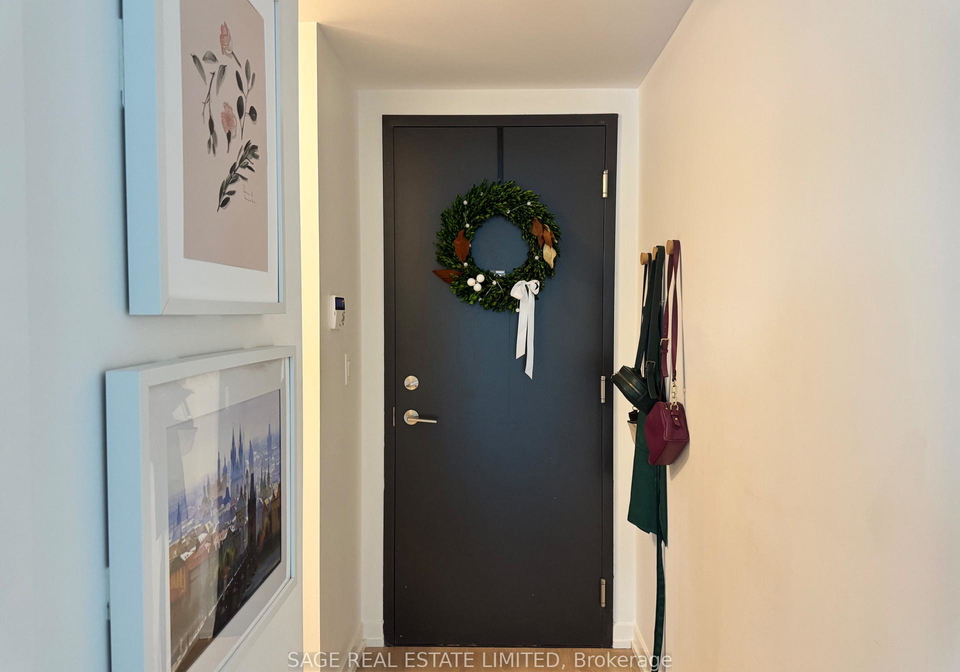 377-madison-avenue-toronto-ontario-c13462420