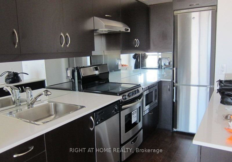 320-richmond-street-e-toronto-ontario-c13462570