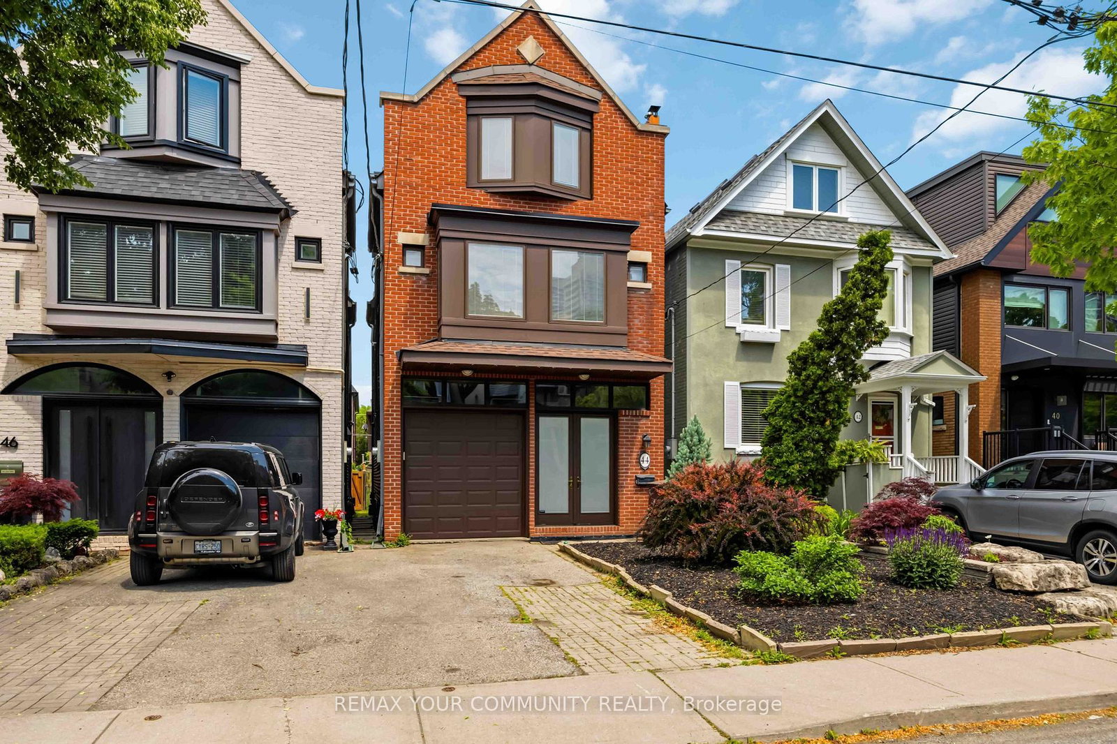 44-castlefield-avenue-toronto-ontario-c13462616