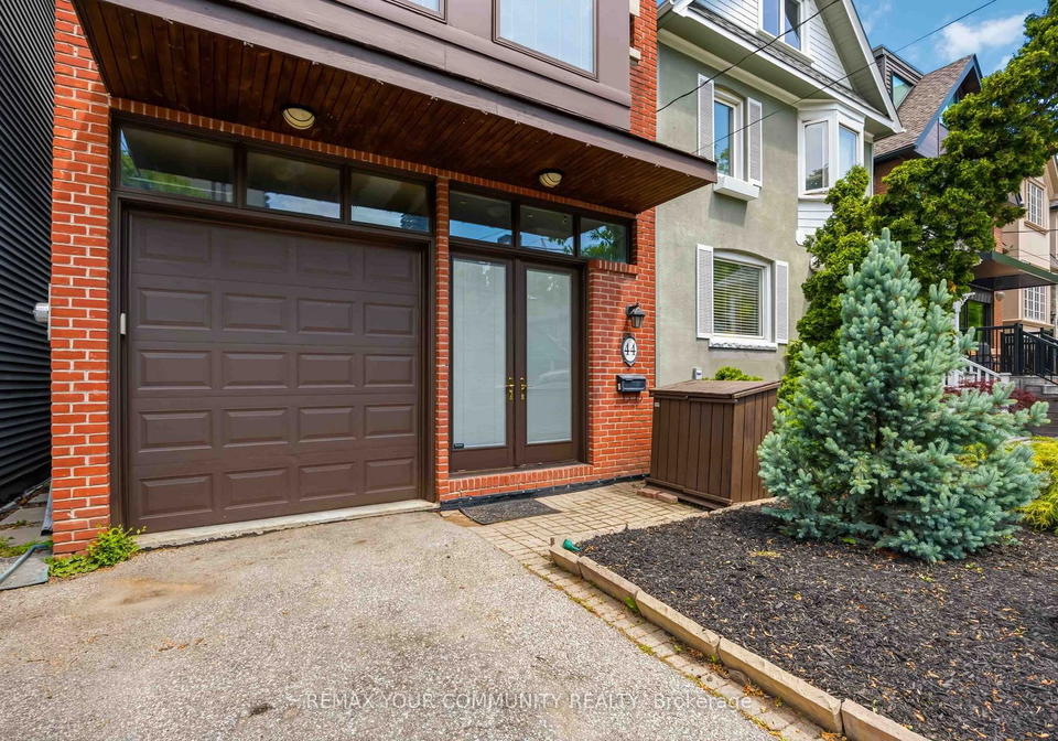 44-castlefield-avenue-toronto-ontario-c13462616