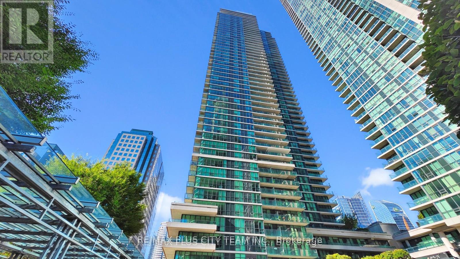 33-bay-street-toronto-ontario-c13462624