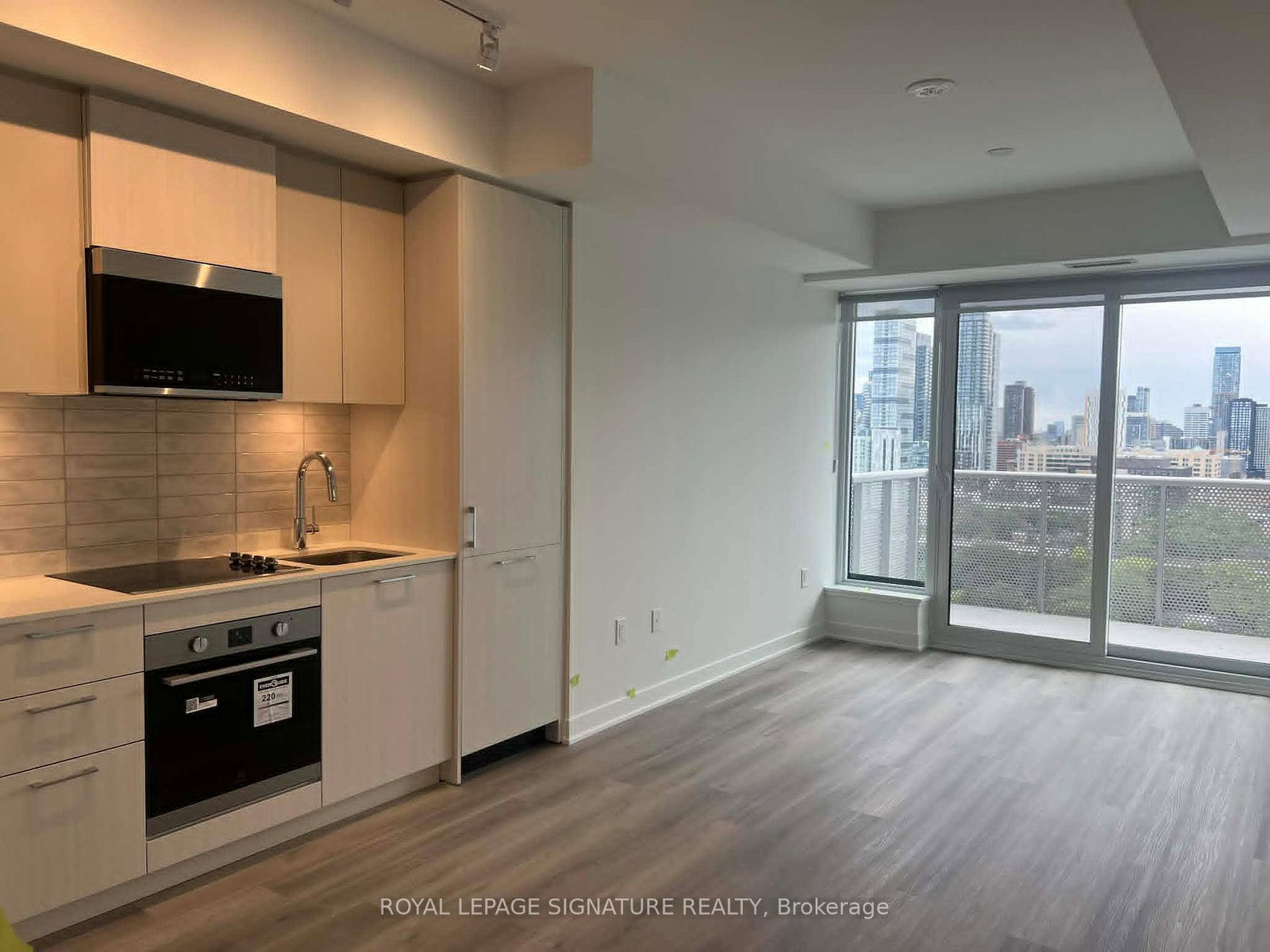 10-oak-street-toronto-ontario-c13462634