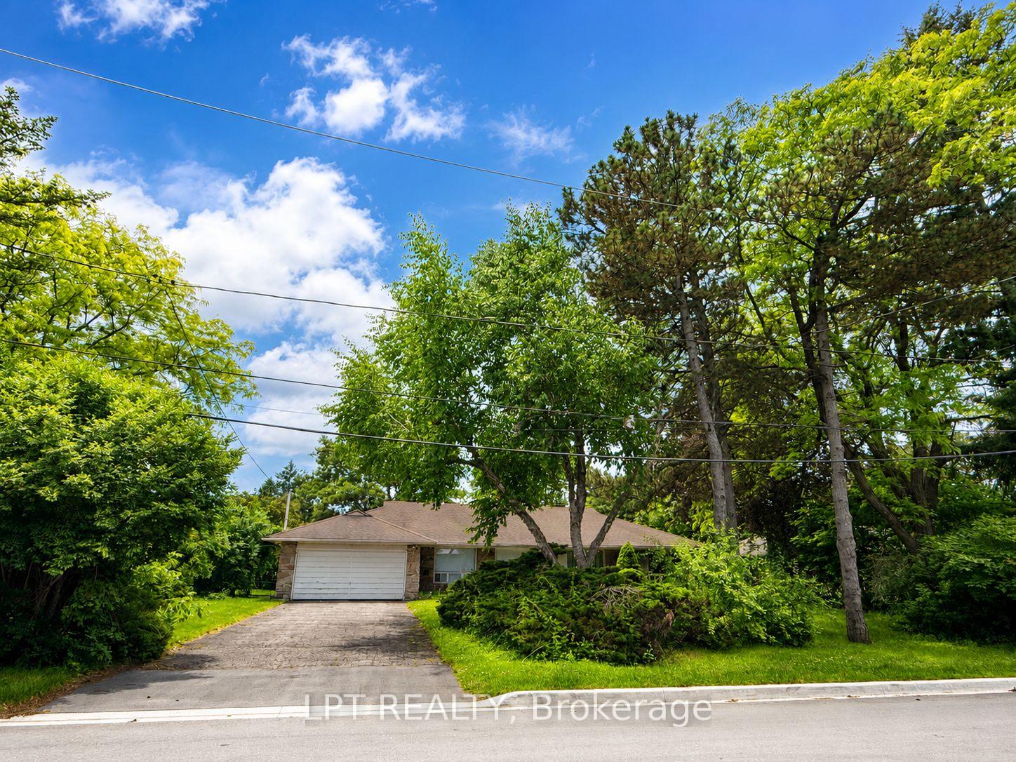 3-oxbow-road-north-york-ontario-c13462798