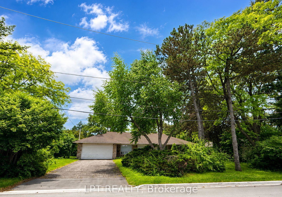 3-oxbow-road-north-york-ontario-c13462798