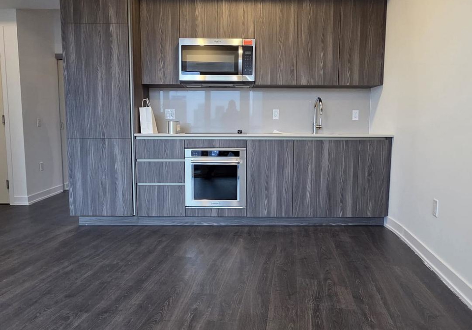 15-richardson-street-toronto-ontario-c13462932
