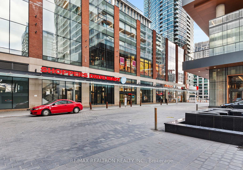17-bathurst-street-toronto-ontario-c13462944