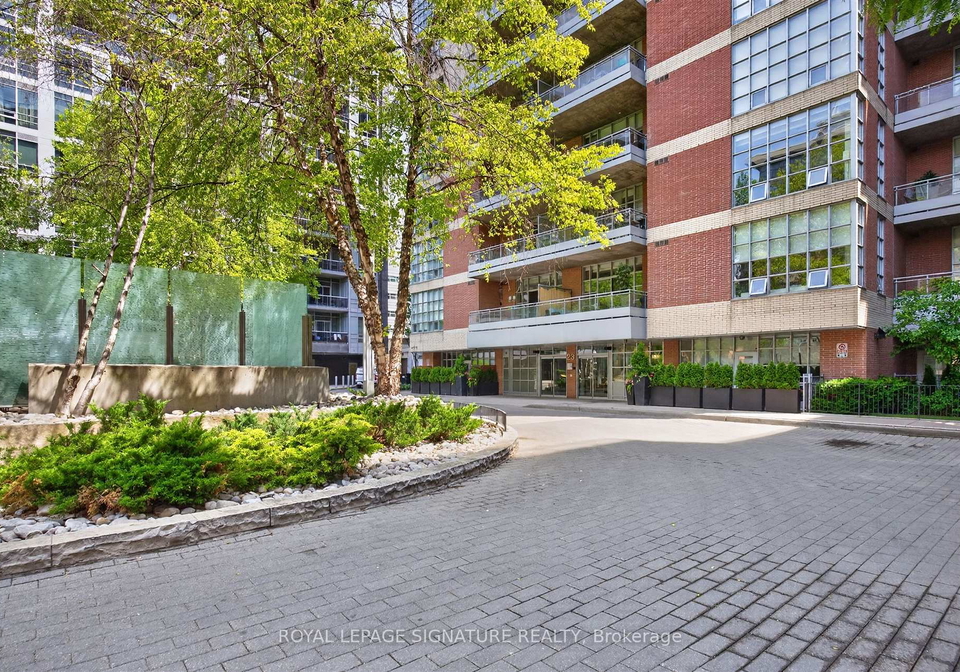 23-brant-street-toronto-ontario-c13463142