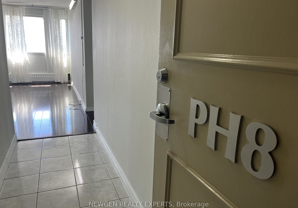 715-don-mills-road-east-york-ontario-c13463158