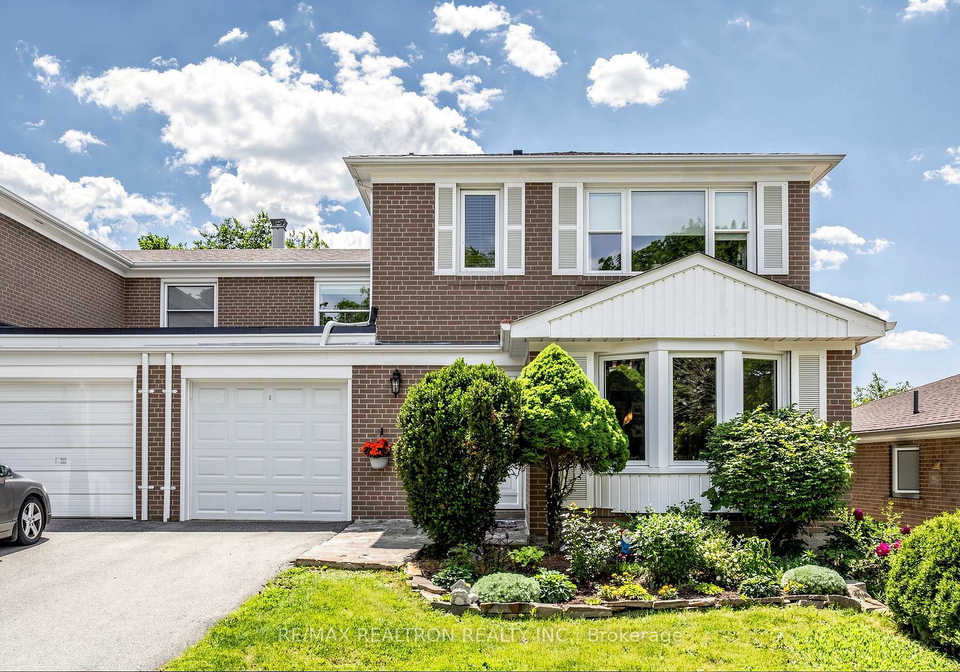 8-cassandra-boulevard-north-york-ontario-c13463220