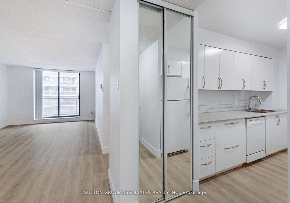 250-jarvis-street-toronto-ontario-c13463222