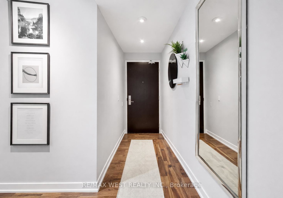 650-king-street-w-toronto-ontario-c13463838