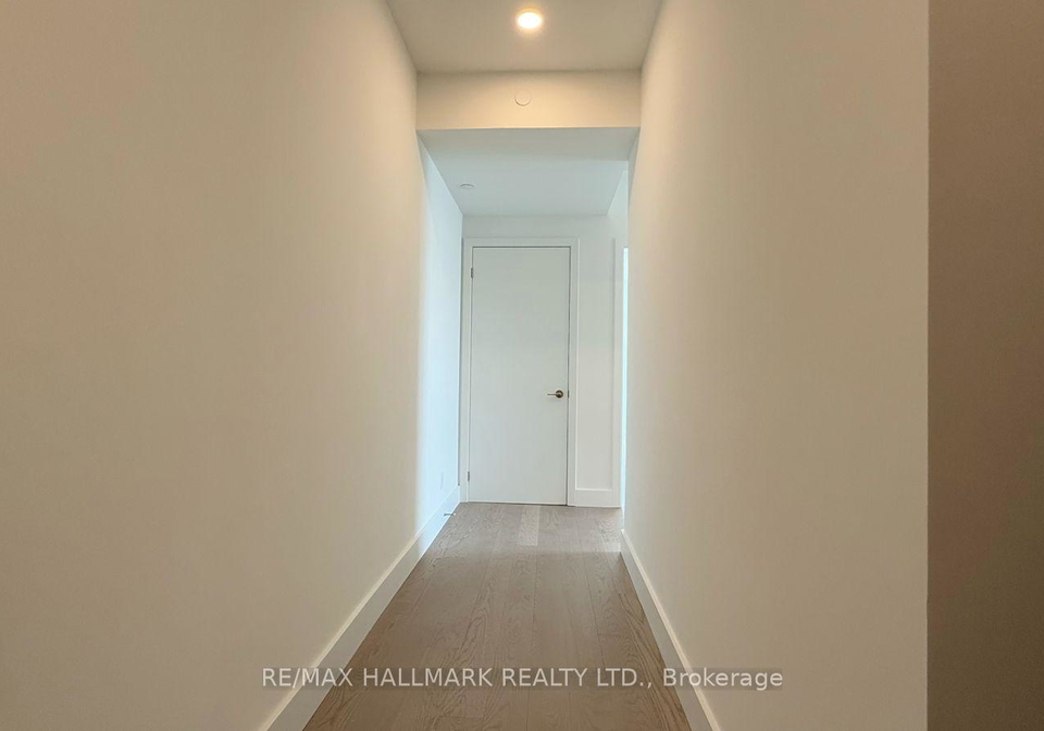 6-greenbriar-road-north-york-ontario-c13463888