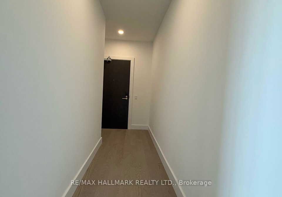 6-greenbriar-road-north-york-ontario-c13463888