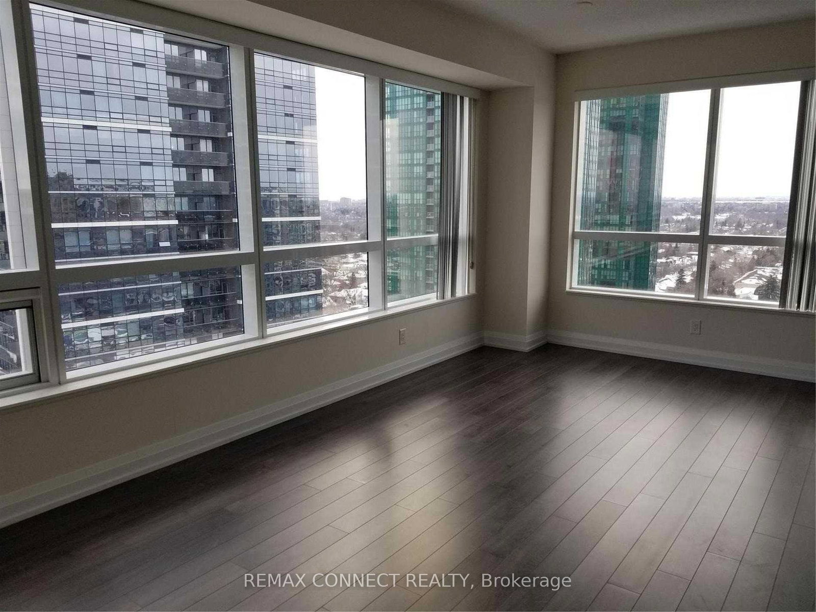 5-sheppard-avenue-e-north-york-ontario-c13463920