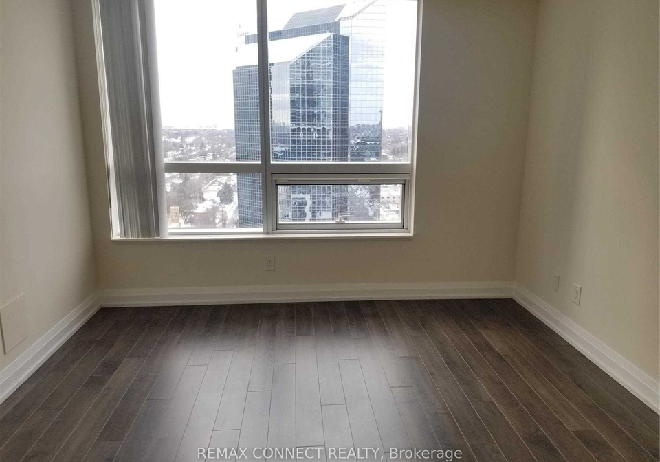 5-sheppard-avenue-e-north-york-ontario-c13463920