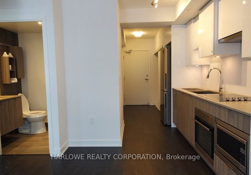 99-broadway-avenue-toronto-ontario-c13464112