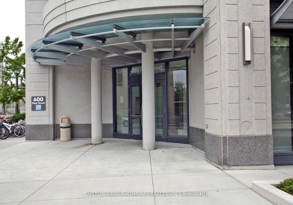600-fleet-street-toronto-ontario-c13464138