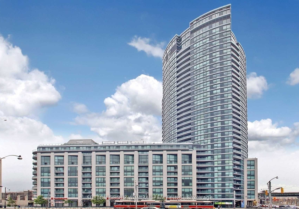 600-fleet-street-toronto-ontario-c13464138